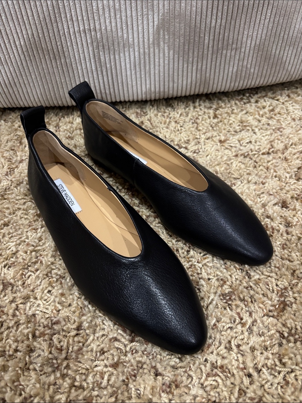 Steve Madden Swanky Leather Flats Sz 6